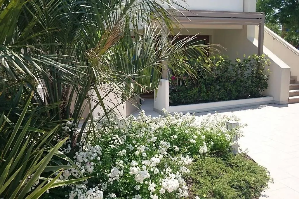 Residence Jesolo Lido Centro Con Piscina Apartment Lido di Jesolo