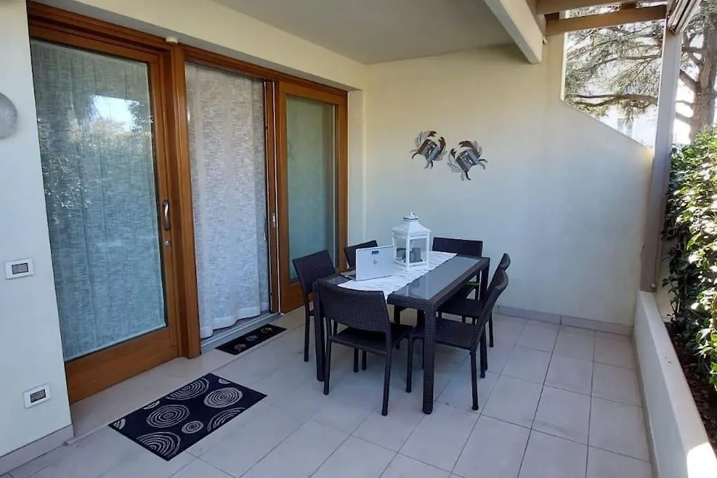 Residence Jesolo Lido Centro Con Piscina 0*, Lido di Jesolo Itália